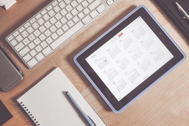 Medellín y otras ciudades aplazan calendarios tributarios 3 apple 1867752 640
