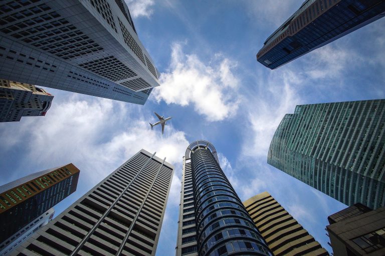 Consultorio Efectos Tributarios de las NIIF del 27 de octubre de 2021 8 skyscrapers g6534fb48e 1920