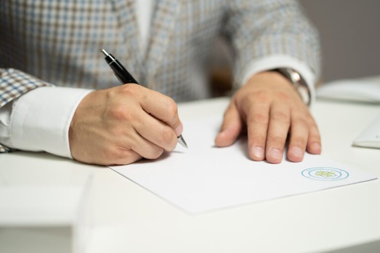 Comunicado de Prensa No. 048 Declaración de contingencia para obligados a reportar RUB. 3 firma de 1649198987