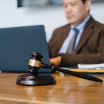 Contradicción normativa y jurisprudencial en las Declaraciones Ineficaces pexels-sora-shimazaki-5668772