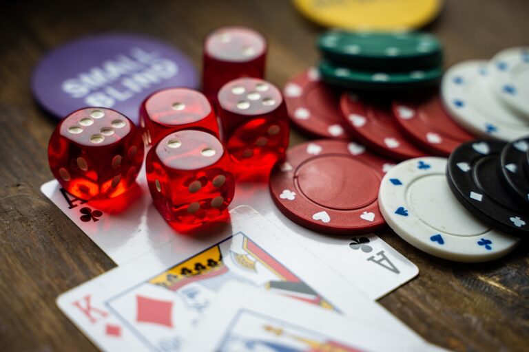 Comunicado de Prensa No. 074 La DIAN realizó visitas de control de Facturación a Gastrobares y Casinos. 10 Casinos
